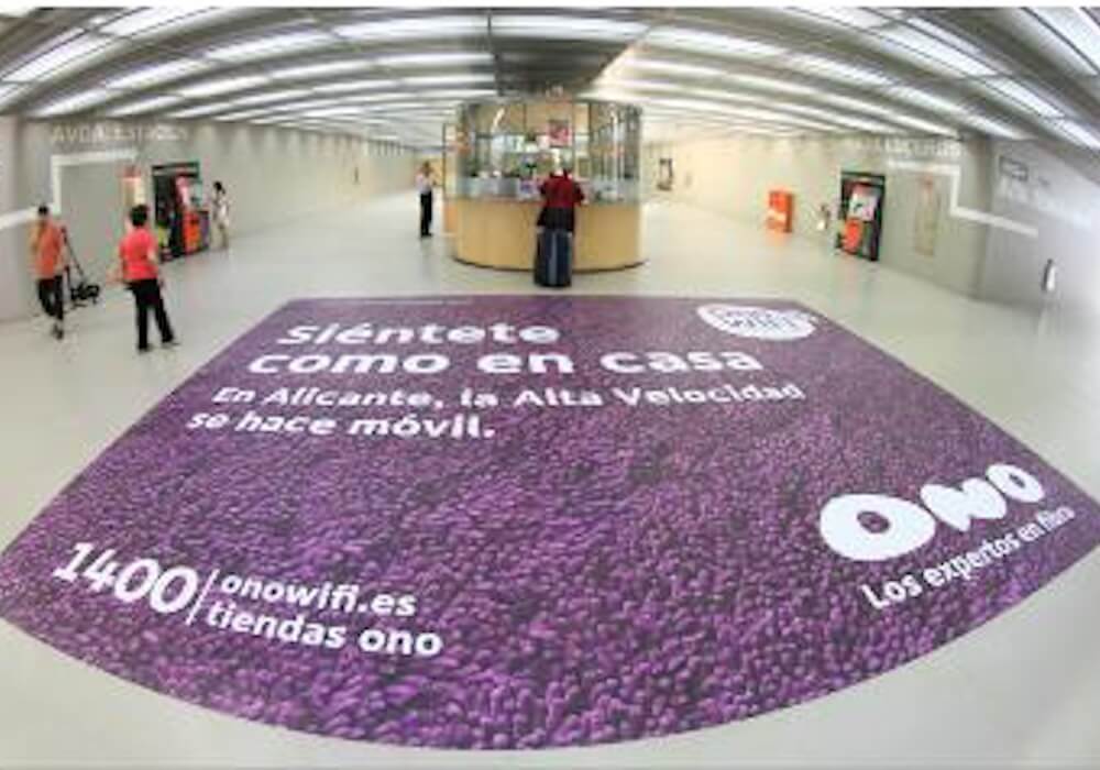 Publicidad-Metro-Alicante-Huellas
