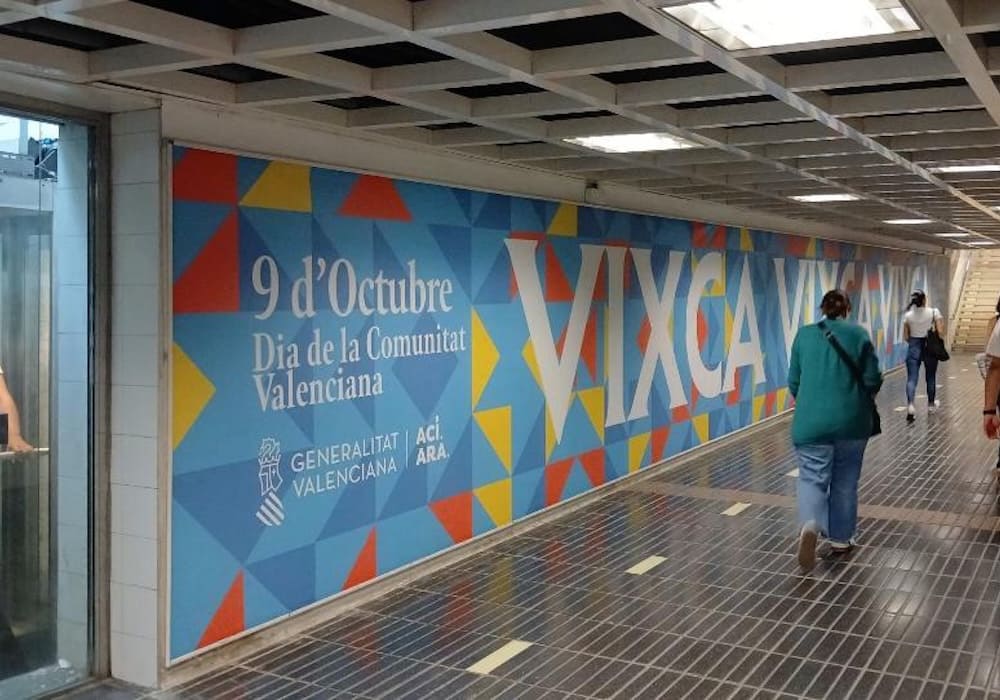Publicidad-Metro-Valencia-Pasillos