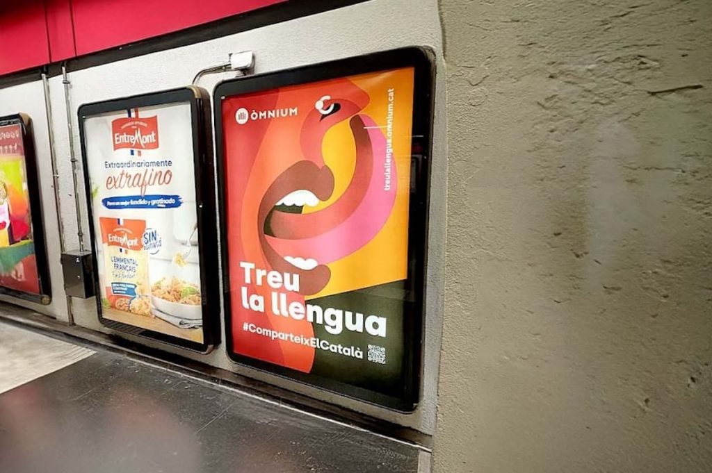 PublicidadMetroBarcelona_Mupis-Estacion